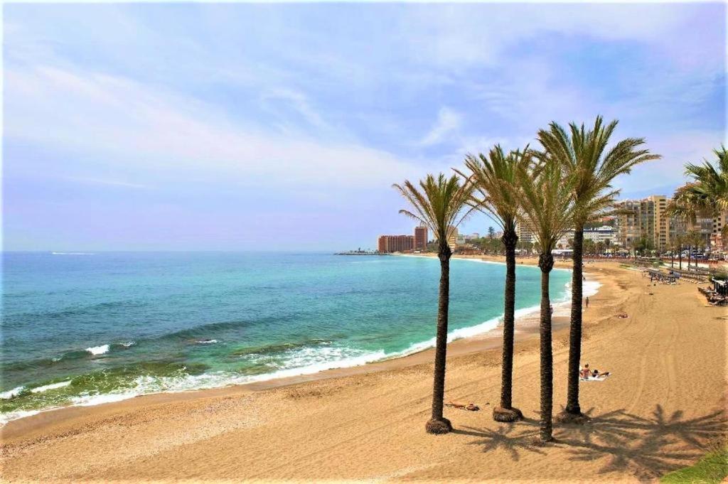 Sea View Apartment In Benalmádena Zewnętrze zdjęcie